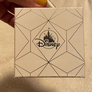 Brand new beautiful crystal Mickey Earrings from WDW